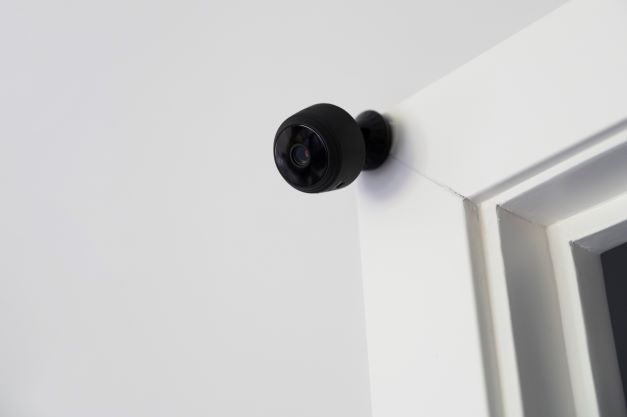 house-automation-with-security-camera
